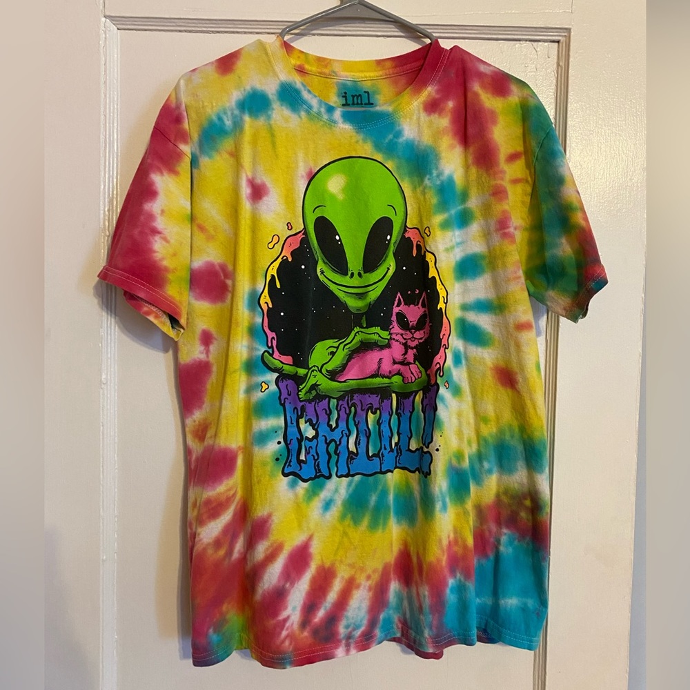 Isaac Morris Large Chill Tie Dye Graphic Tee Alien Cat